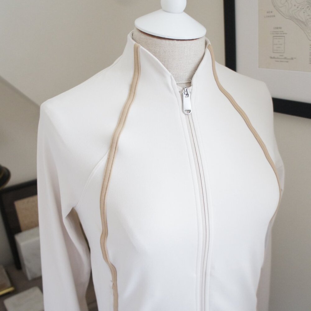 Athleta Salutation Crop Jacket In Cream Bone Size Small NWT